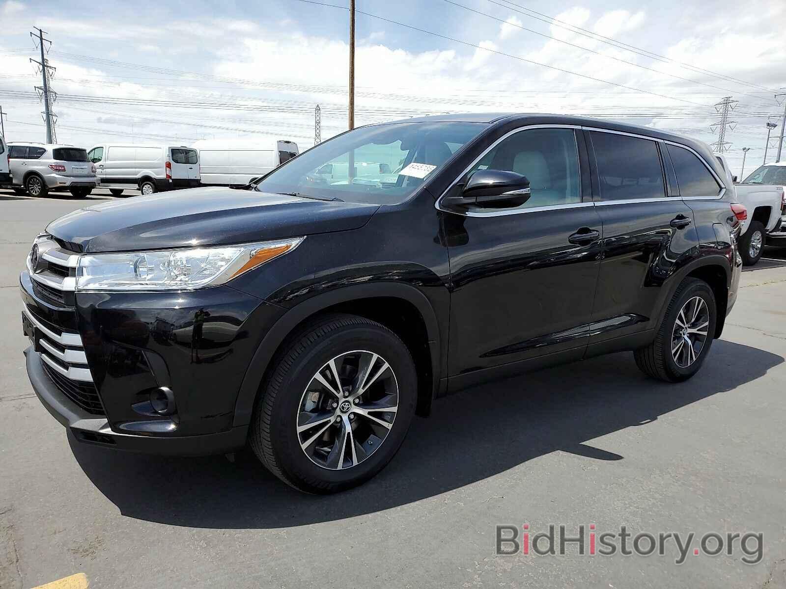 Photo 5TDBZRFH7KS962098 - Toyota Highlander 2019