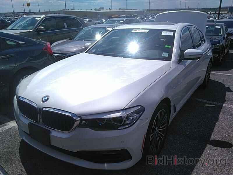 Photo WBAJA7C38HG903772 - BMW 5 Series 2017