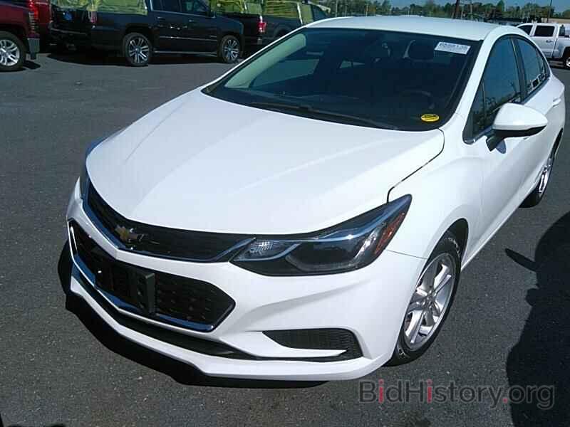 Photo 1G1BE5SM7H7225065 - Chevrolet Cruze 2017