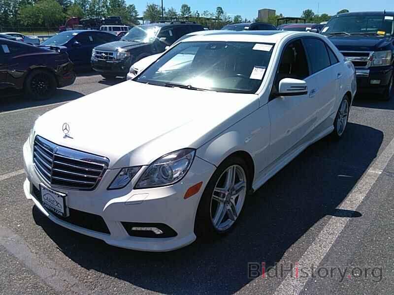 Photo WDDHF8HB2BA476825 - Mercedes-Benz E-Class 2011