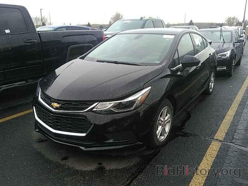 Photo 1G1BE5SM5H7141925 - Chevrolet Cruze 2017