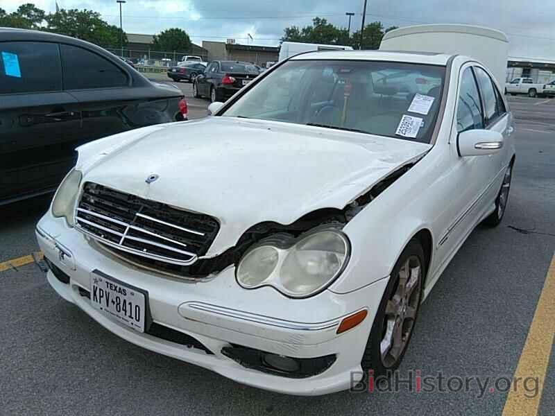 Photo WDBRF52H47F927451 - Mercedes-Benz C-Class 2007