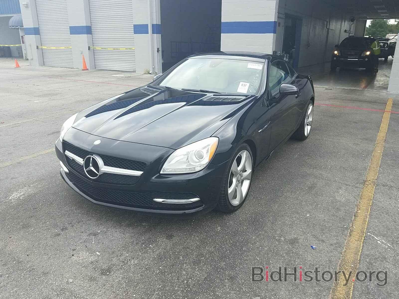 Photo WDDPK5HA6CF031232 - Mercedes-Benz SLK-Class 2012