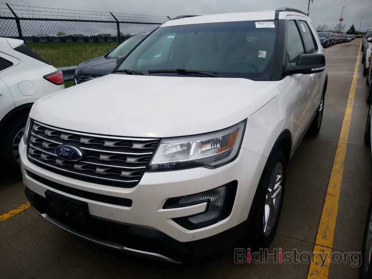 Фотография 1FM5K8D83HGB60922 - Ford Explorer 2017