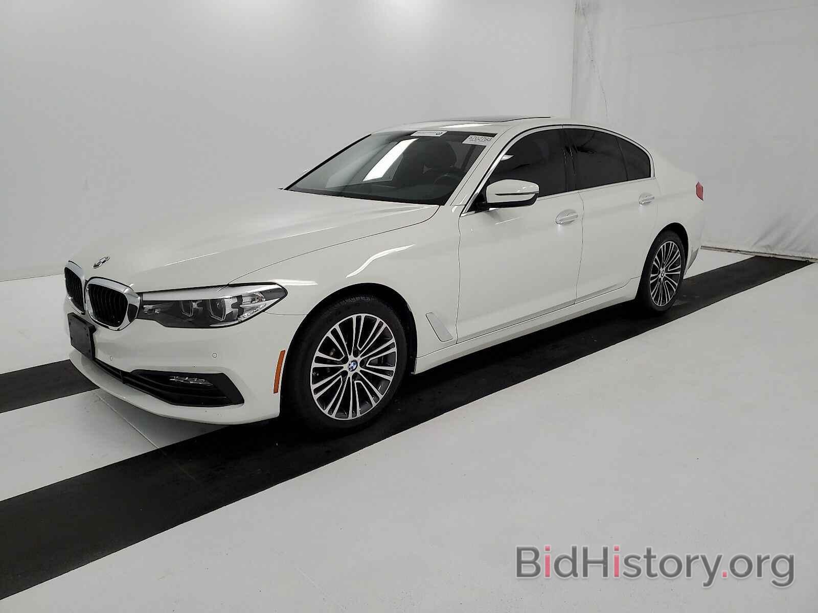 Photo WBAJA5C37HG895619 - BMW 5 Series 2017