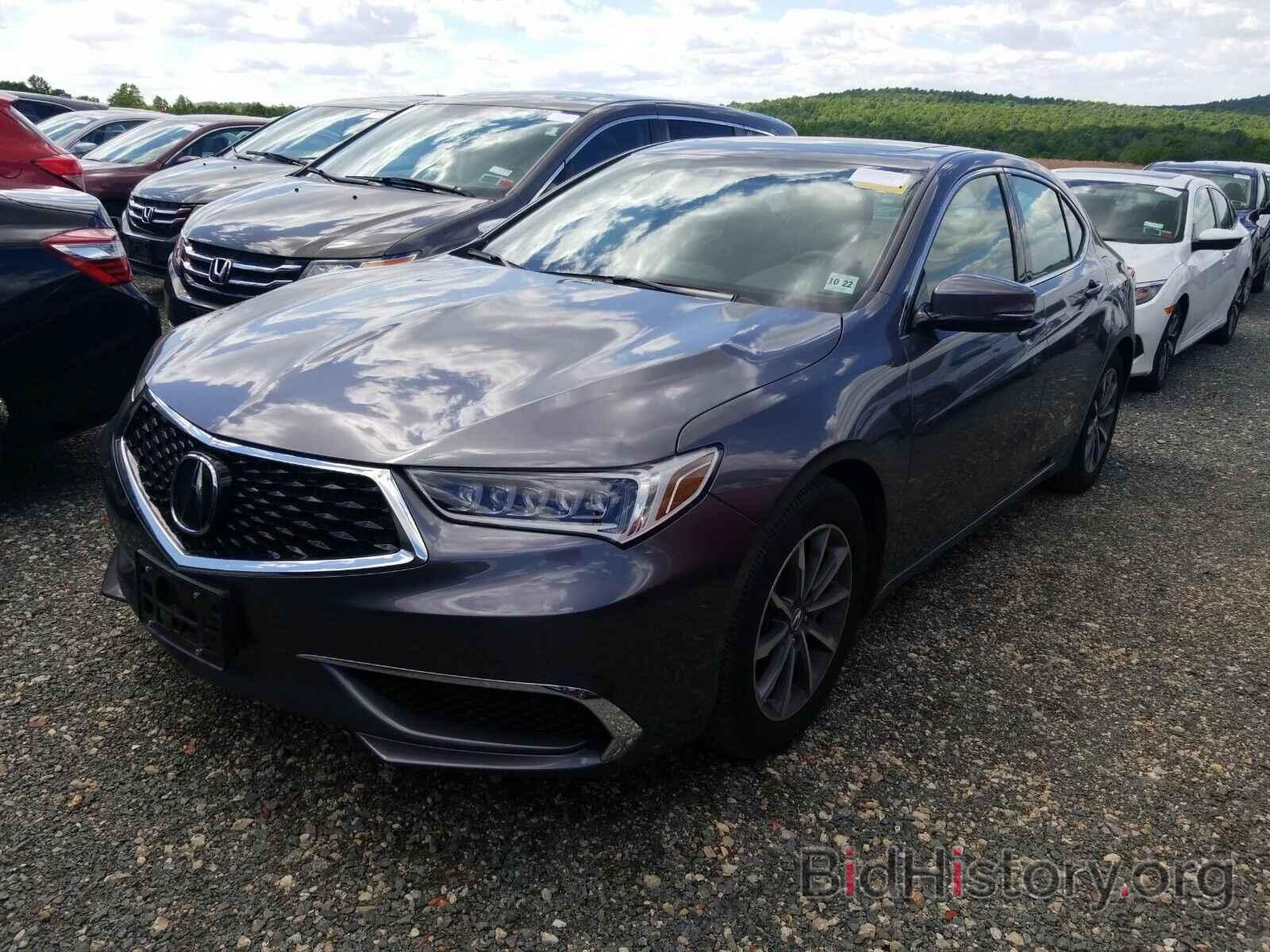 Фотография 19UUB1F53JA005212 - Acura TLX 2018