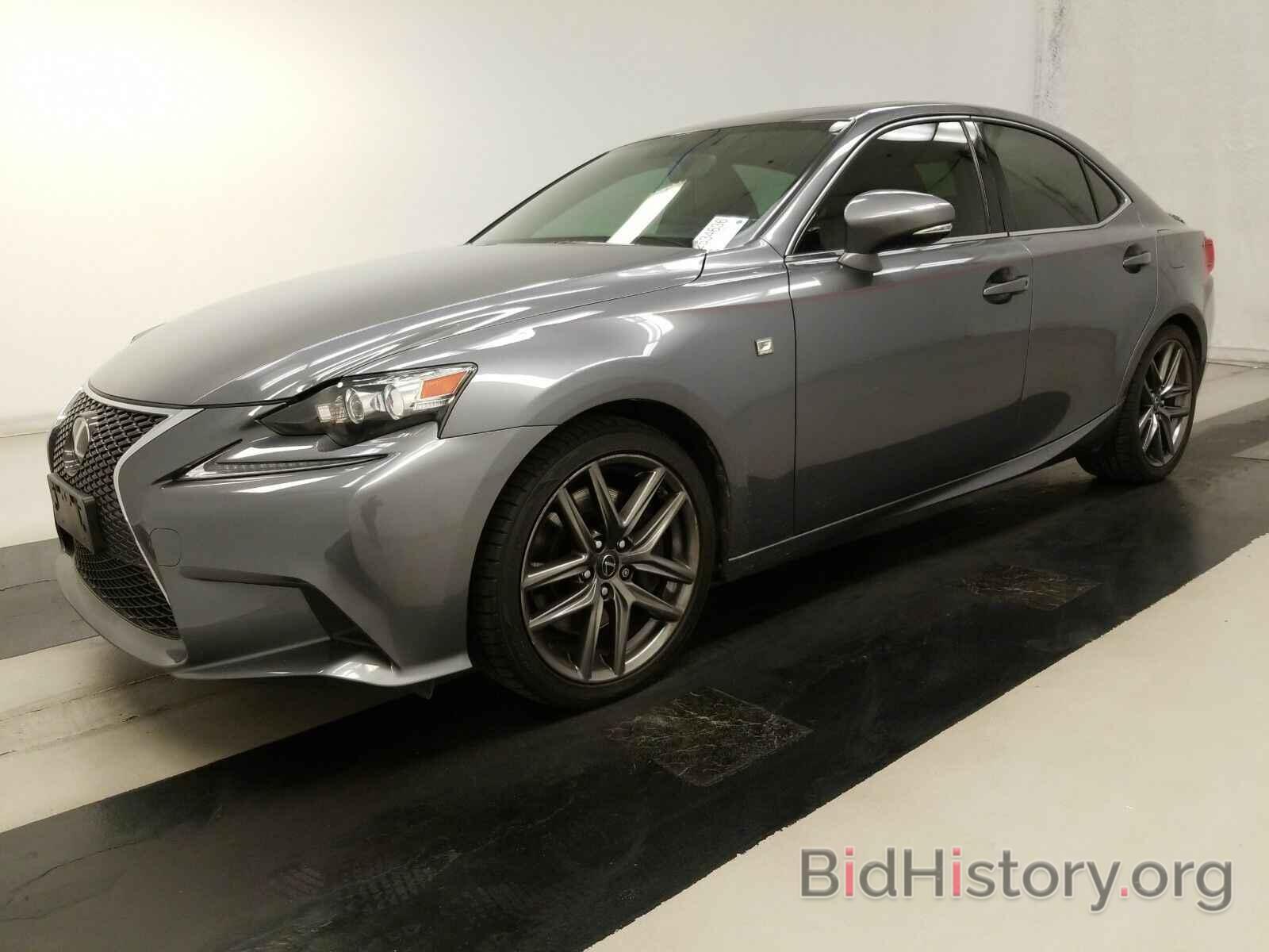 Photo JTHBA1D21G5020745 - Lexus IS 200t 2016