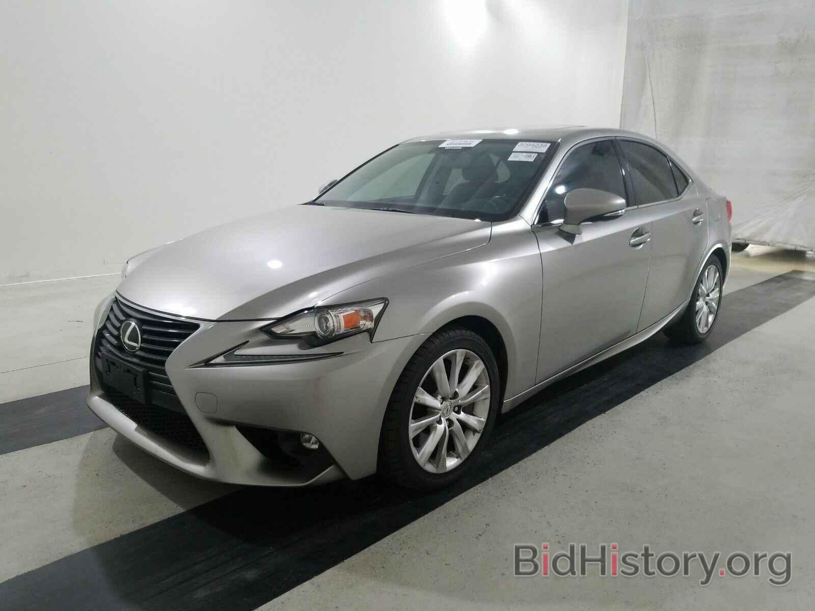 Photo JTHBA1D27G5016487 - Lexus IS 200t 2016