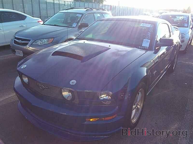 Photo 1ZVHT82H095139098 - Ford Mustang 2009