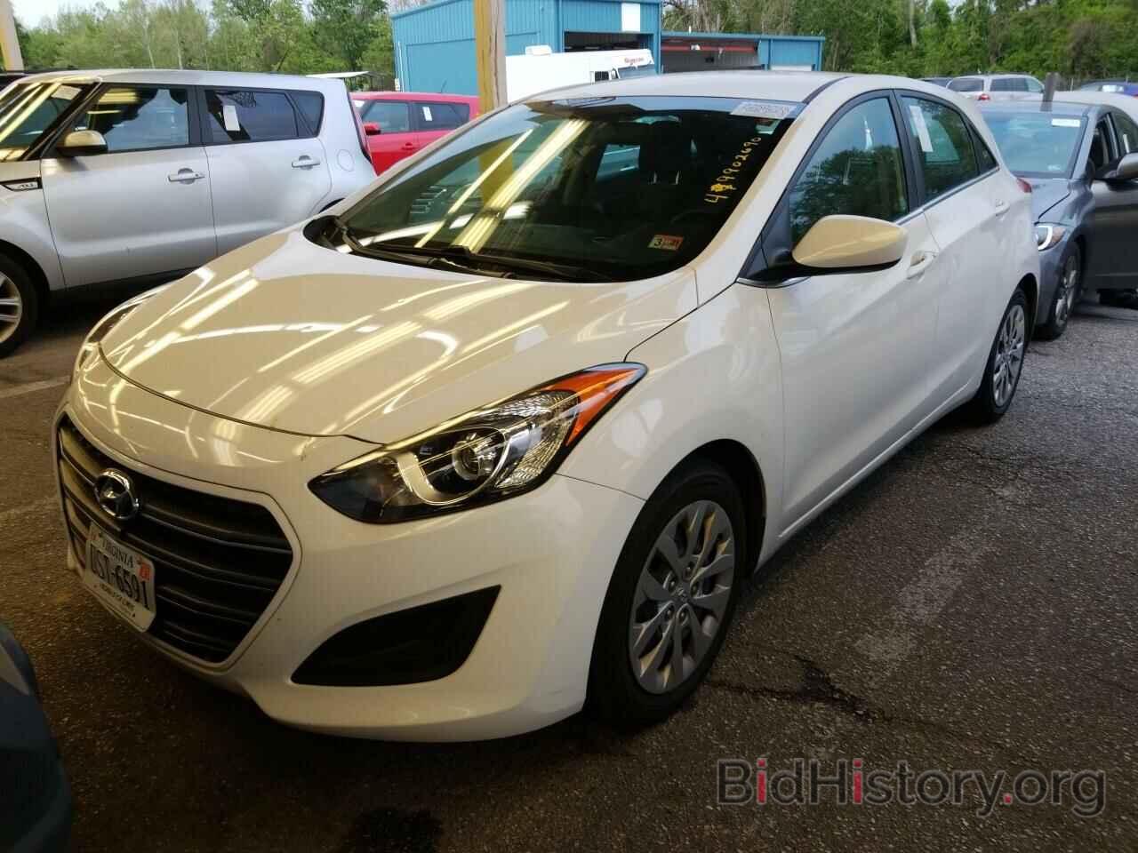 Фотография KMHD35LH8HU376520 - Hyundai Elantra GT 2017