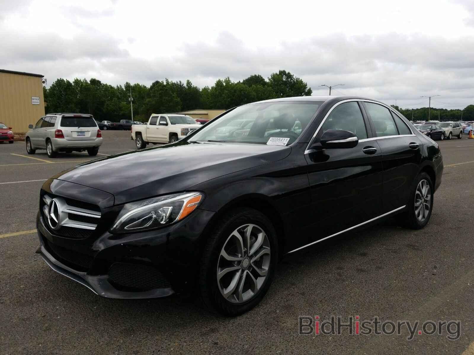 Photo 55SWF4KB8FU001890 - Mercedes-Benz C-Class 2015