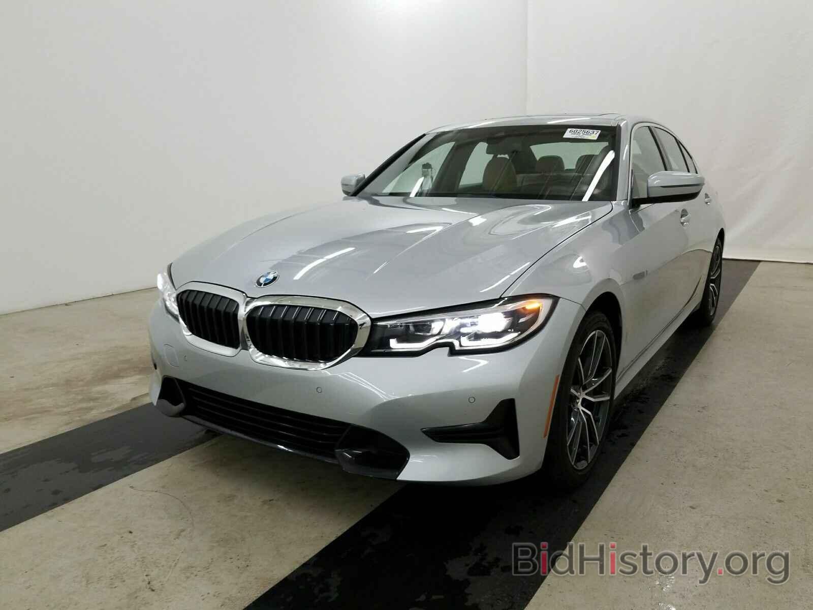 Photo WBA5R1C58KAK12759 - BMW 3 Series 2019