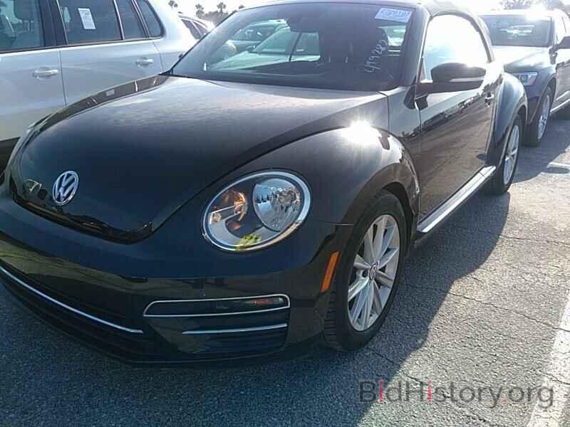 Photo 3VW5DAAT9JM517172 - Volkswagen Beetle Convertible 2018