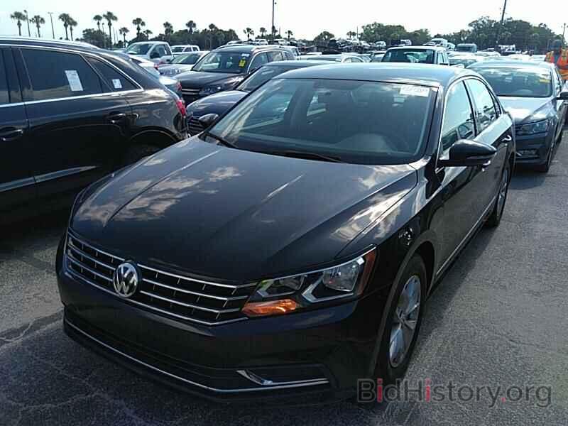 Photo 1VWAT7A37HC074102 - Volkswagen Passat 2017