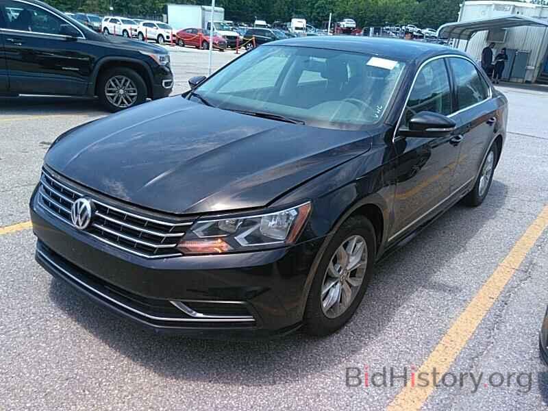 Photo 1VWAT7A34HC001852 - Volkswagen Passat 2017