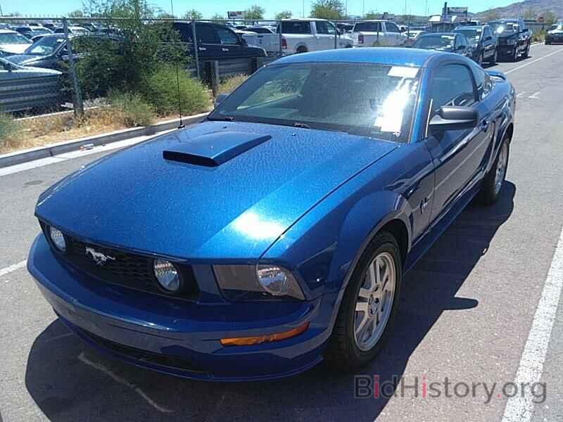 Photo 1ZVHT82H995136703 - Ford Mustang 2009