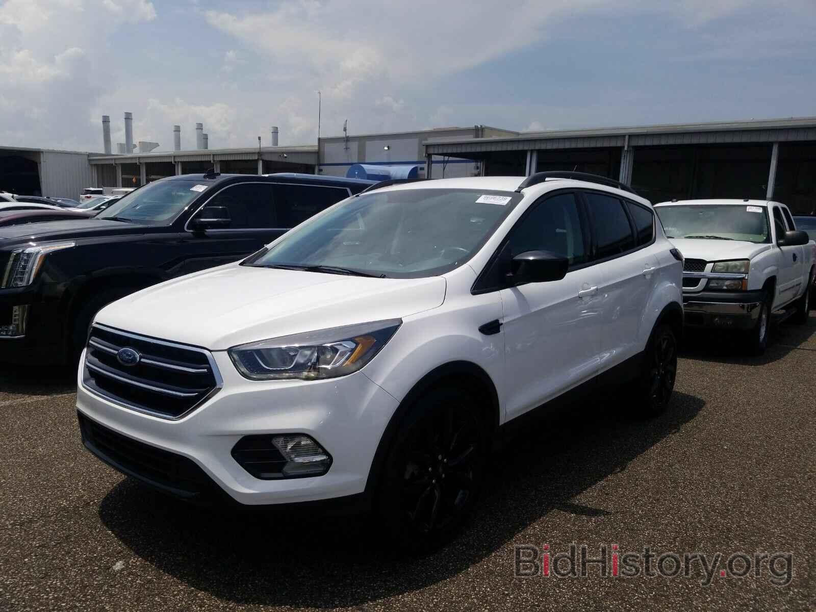 Фотография 1FMCU0G94HUB73803 - Ford Escape 2017