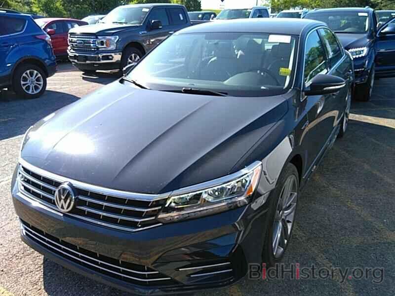 Photo 1VWDT7A36HC048670 - Volkswagen Passat 2017