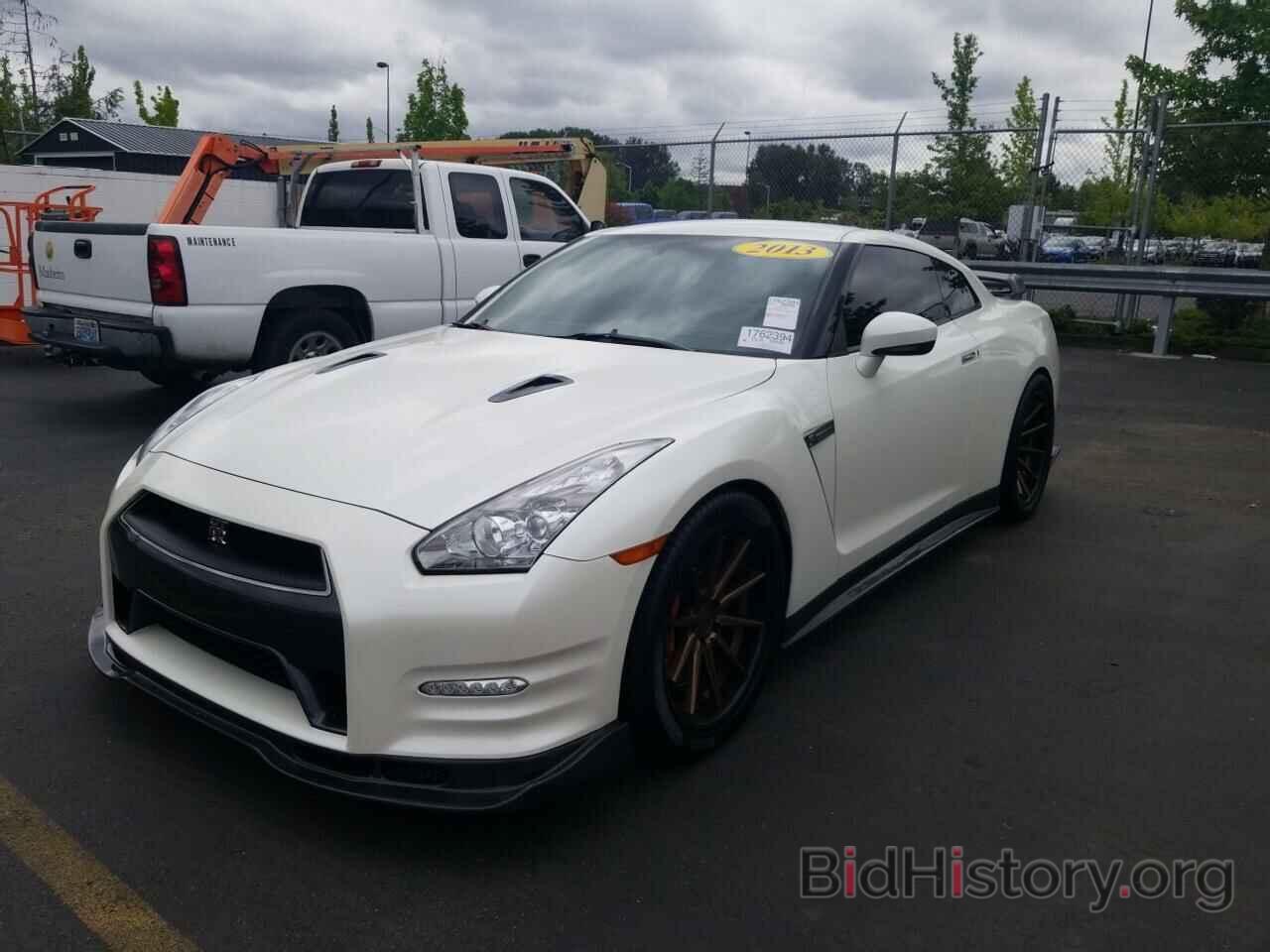 Photo JN1AR5EF3DM260348 - Nissan GT-R 2013