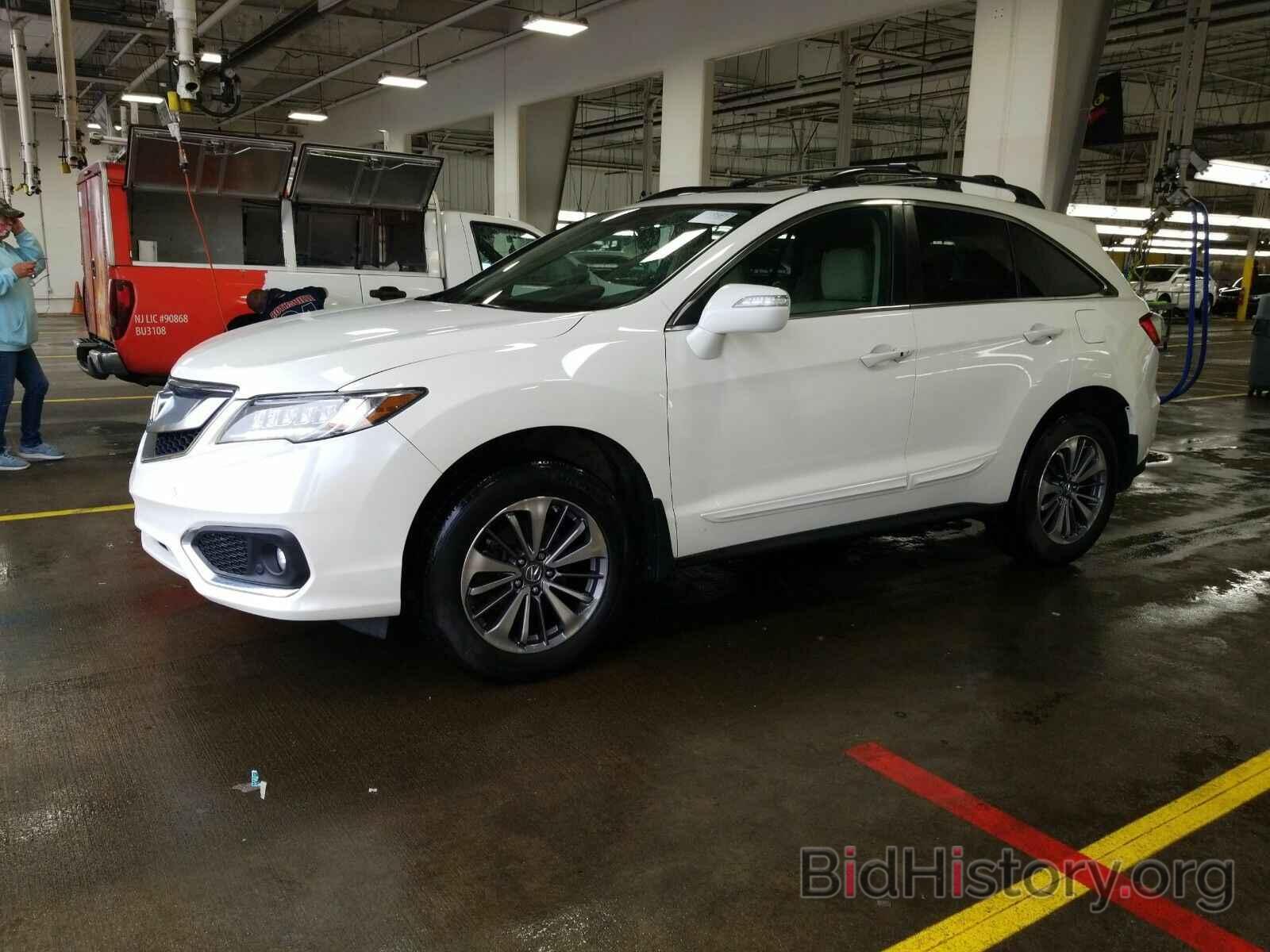 Photo 5J8TB4H71JL000266 - Acura RDX 2018