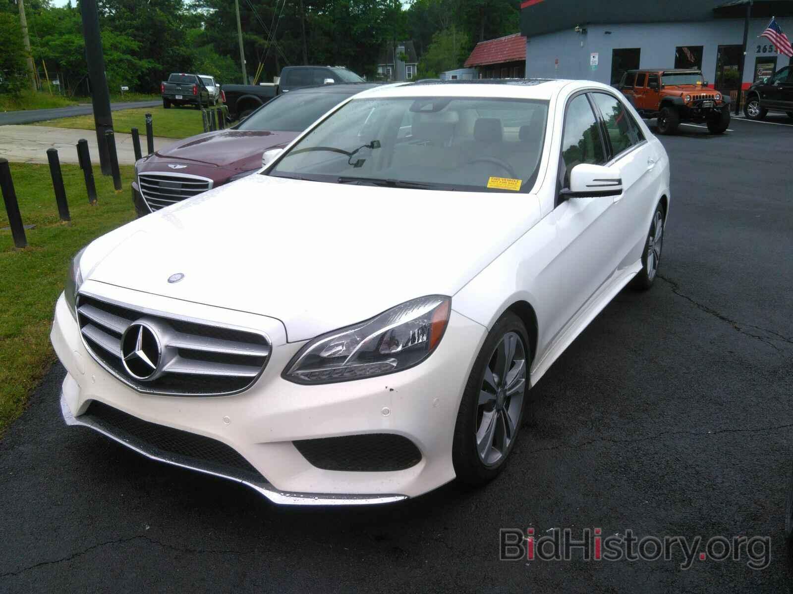 Photo WDDHF8JB0EB055971 - Mercedes-Benz E-Class 2014