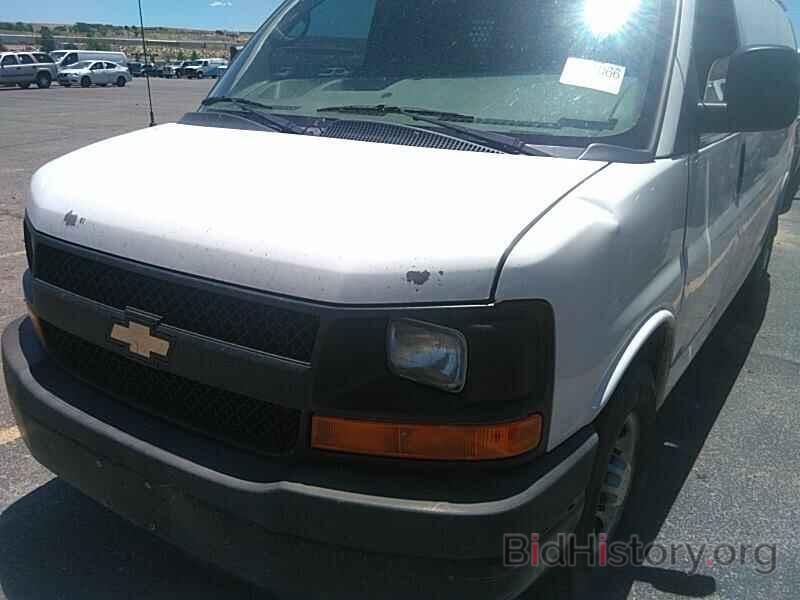 Photo 1GCWGFCAXB1144973 - Chevrolet Express Cargo Van 2011