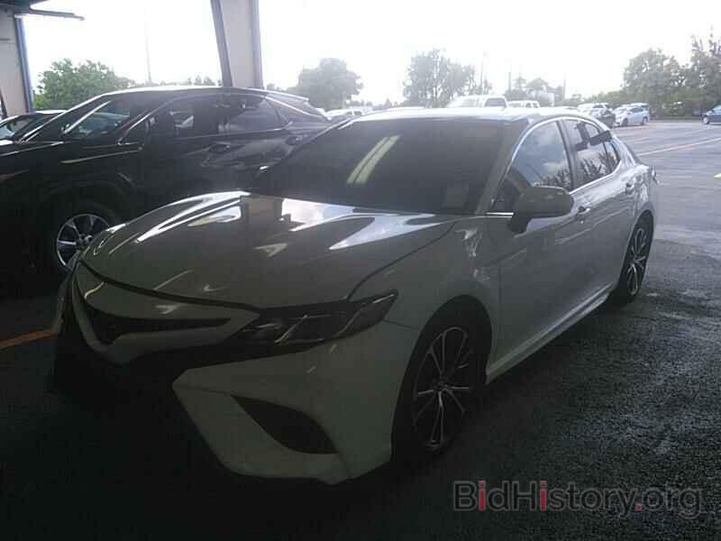 Photo JTNB11HK5J3002615 - Toyota Camry 2018