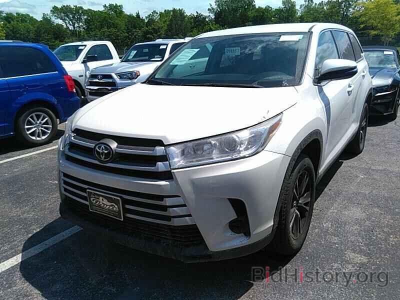 Photo 5TDZARFH1KS049357 - Toyota Highlander 2019