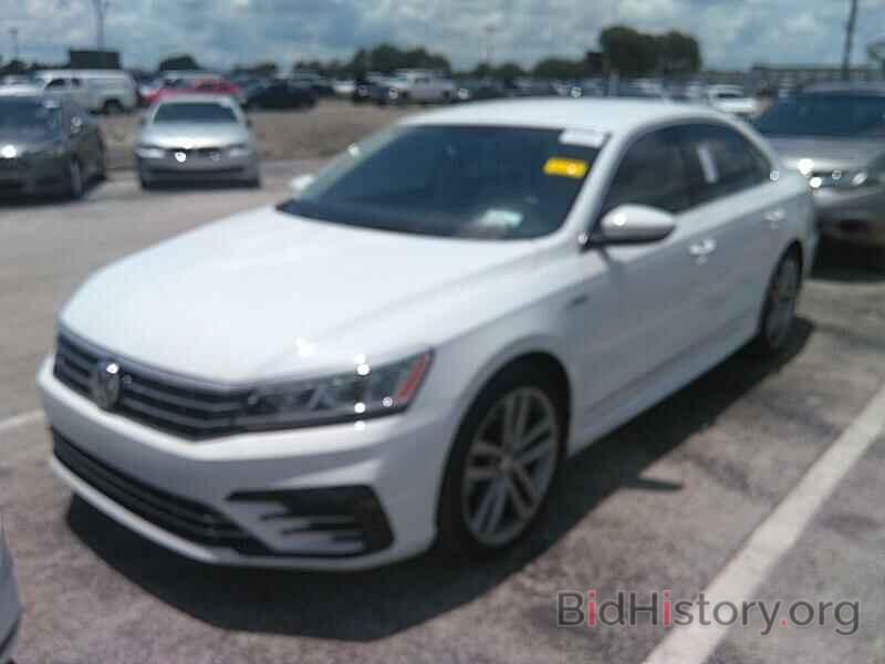 Photo 1VWDT7A32HC081911 - Volkswagen Passat 2017