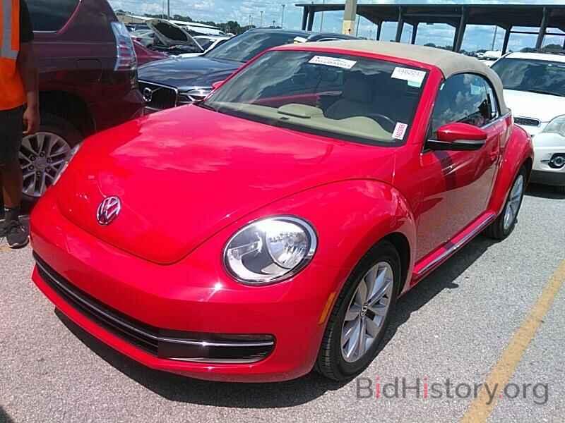 Photo 3VW5L7AT9EM813126 - Volkswagen Beetle Convertible 2014