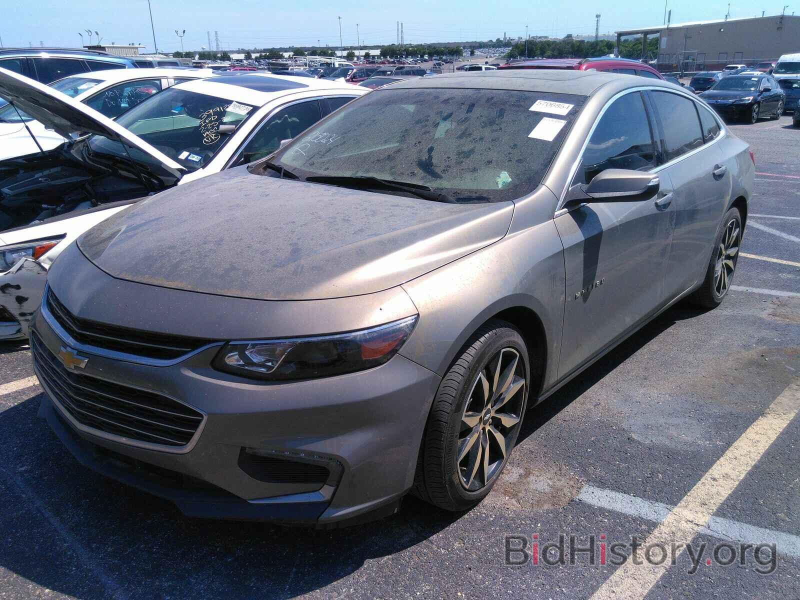 Photo 1G1ZD5ST4JF213024 - Chevrolet Malibu 2018