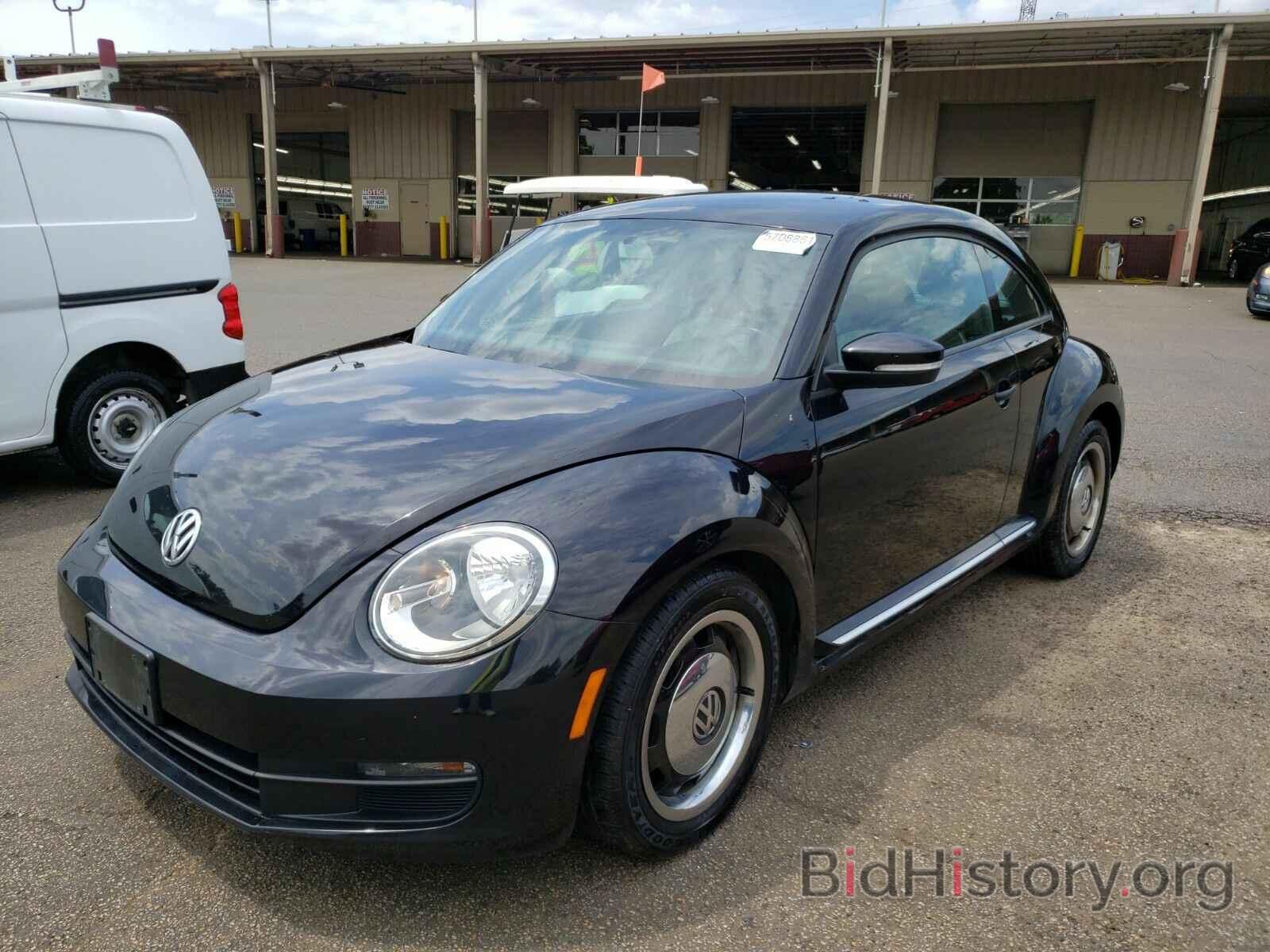 Photo 3VWF17AT0GM637693 - Volkswagen Beetle Coupe 2016