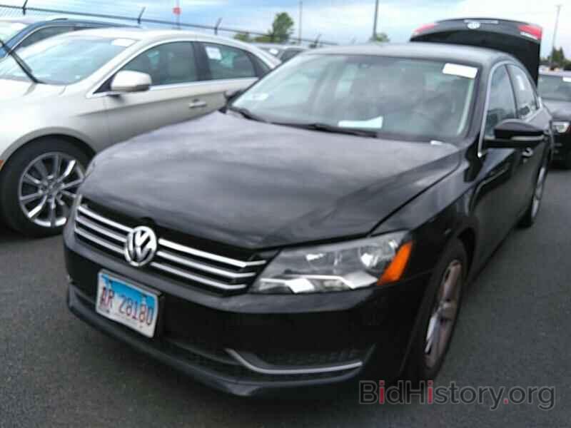 Photo 1VWBH7A35EC015745 - Volkswagen Passat 2014