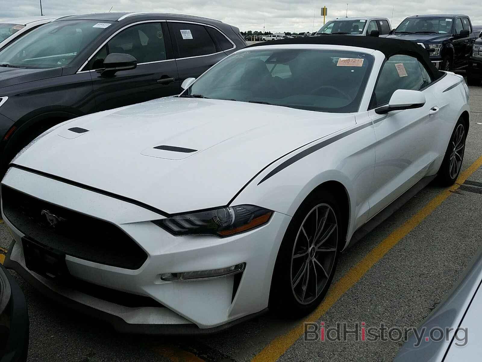 Photo 1FATP8UH7K5178829 - Ford Mustang 2019