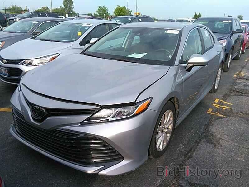 Photo 4T1B11HK9KU229687 - Toyota Camry LE 2019