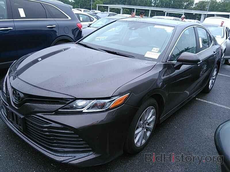 Photo 4T1B11HK1KU181778 - Toyota Camry LE 2019