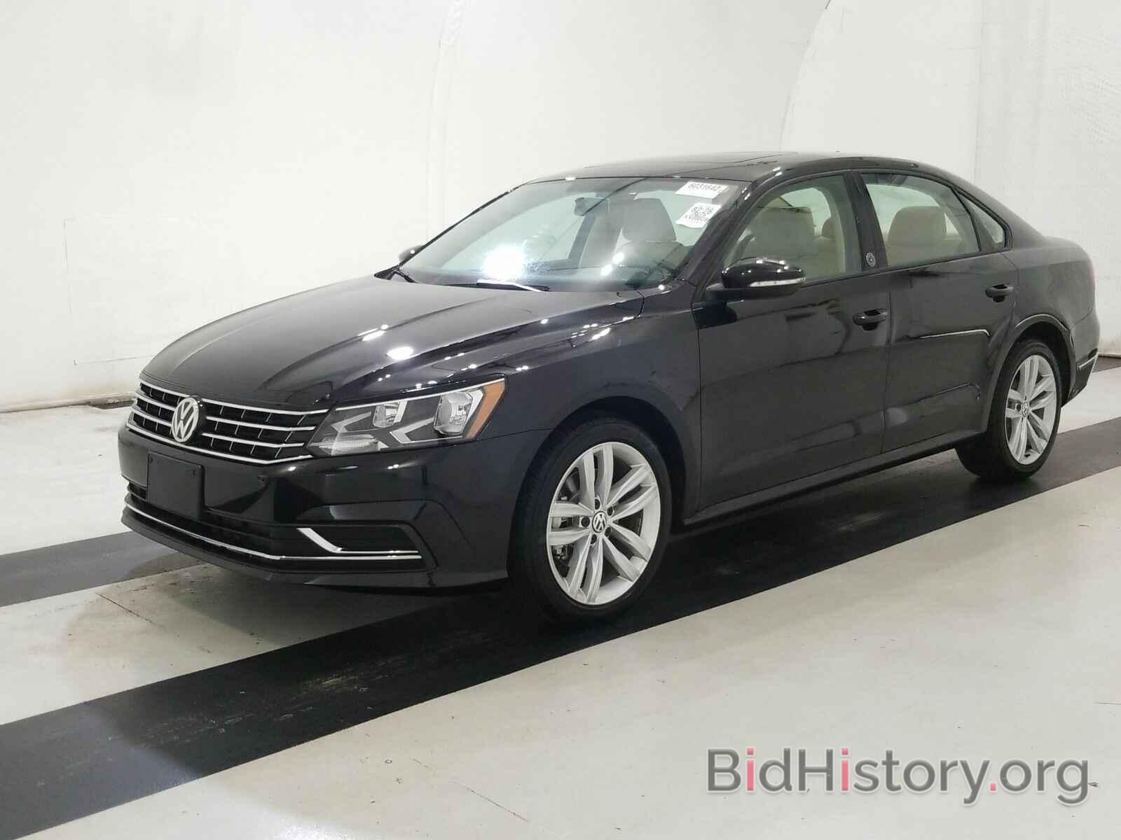 Photo 1VWLA7A30KC001286 - Volkswagen Passat 2019