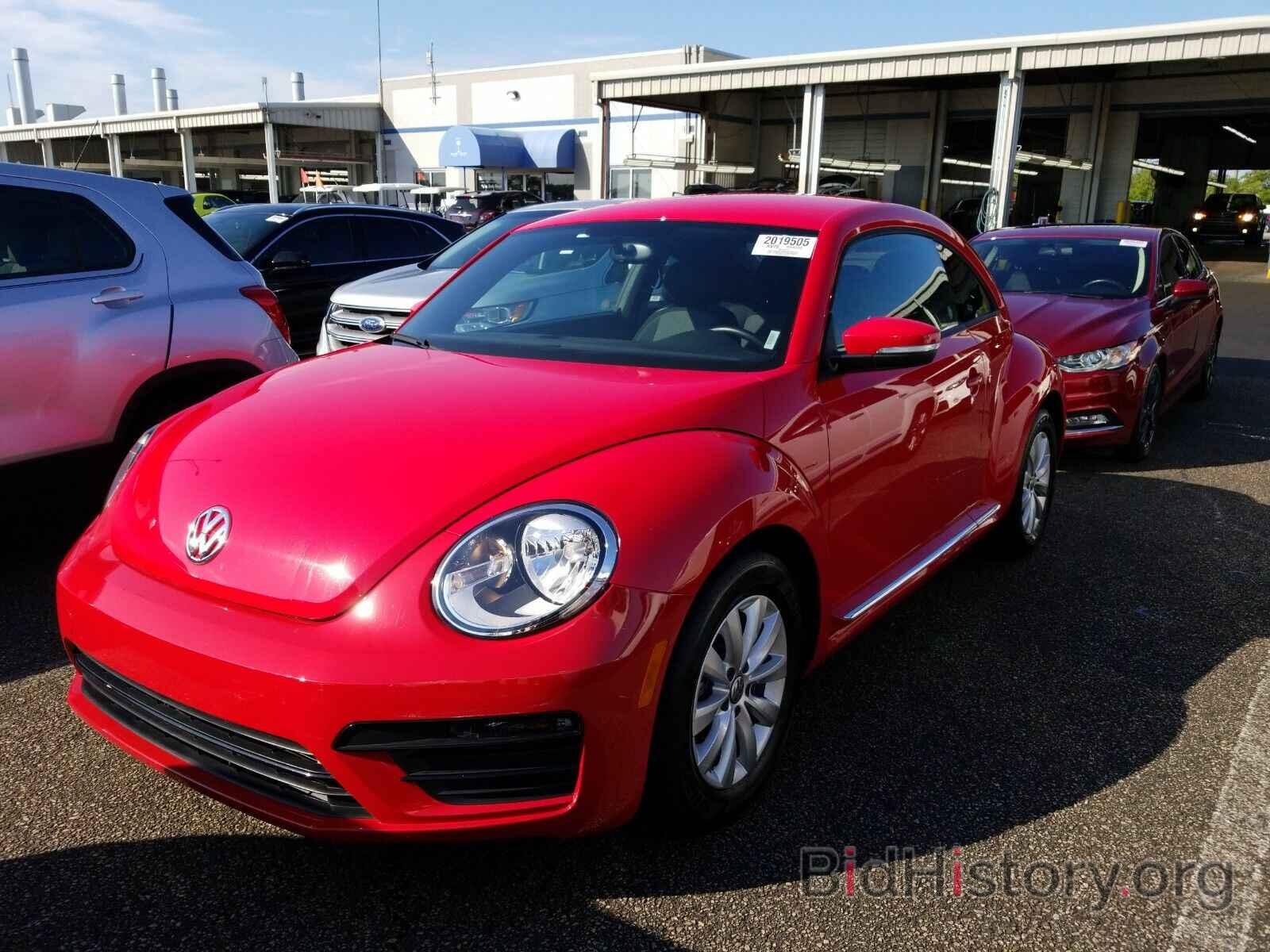 Фотография 3VWFD7AT7KM708923 - Volkswagen Beetle 2019