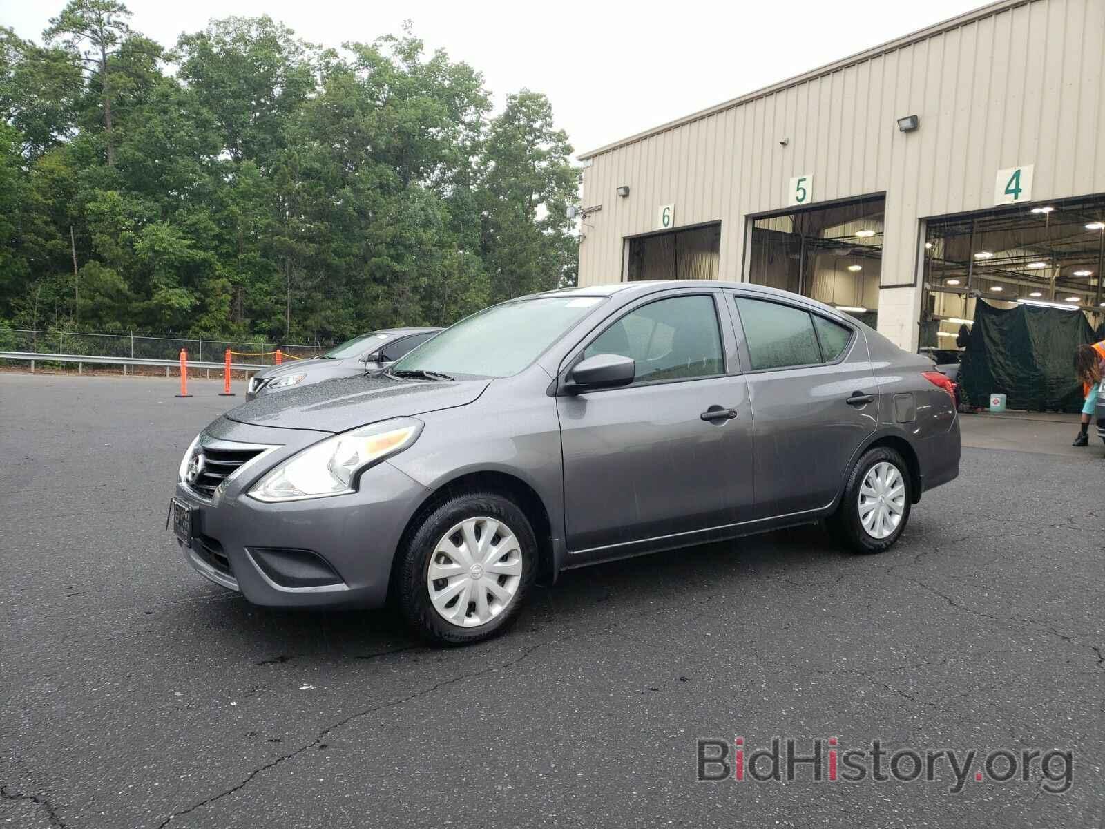 Photo 3N1CN7AP7KL804081 - Nissan Versa Sedan 2019