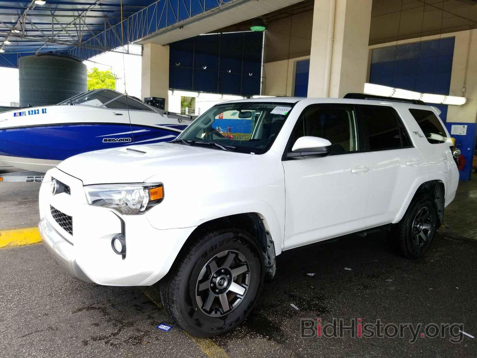 Фотография JTEBU5JR6K5674873 - Toyota 4Runner 2019