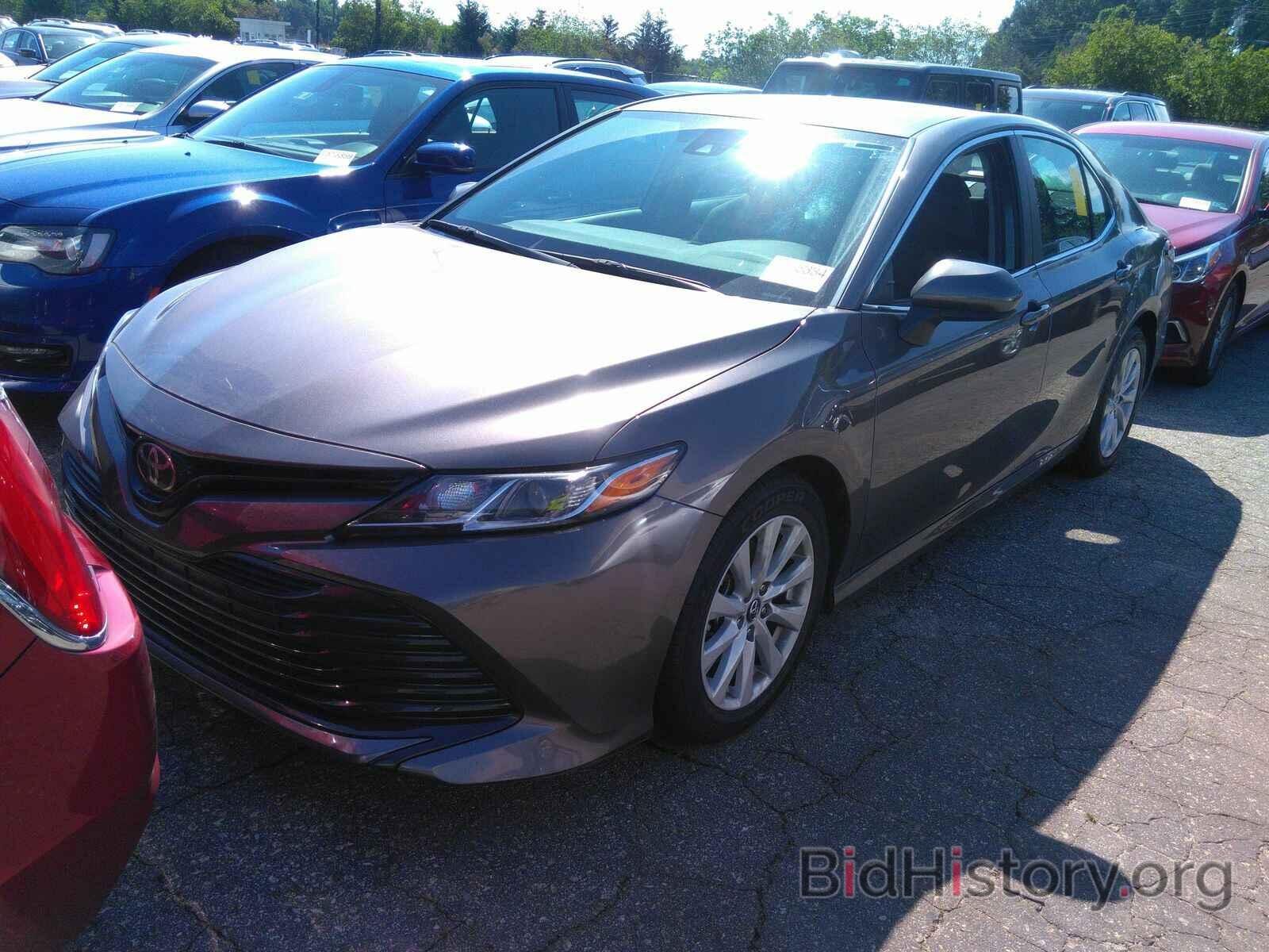 Photo 4T1B11HK1KU180548 - Toyota Camry LE 2019