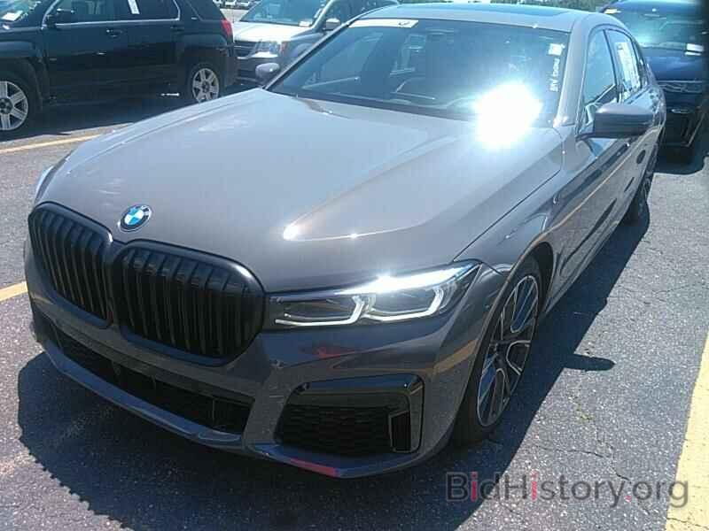 Photo WBA7U2C06LGM26679 - BMW 7 Series 2020