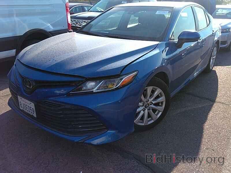 Photo 4T1B11HK4KU236627 - Toyota Camry LE 2019