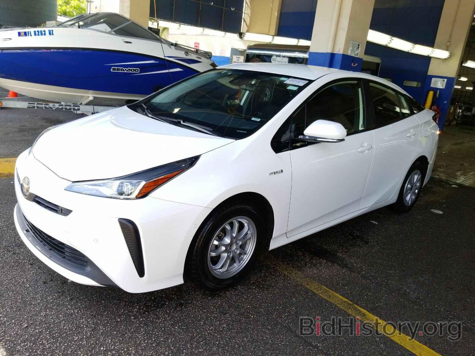 Photo JTDKARFUXK3069543 - Toyota Prius 2019