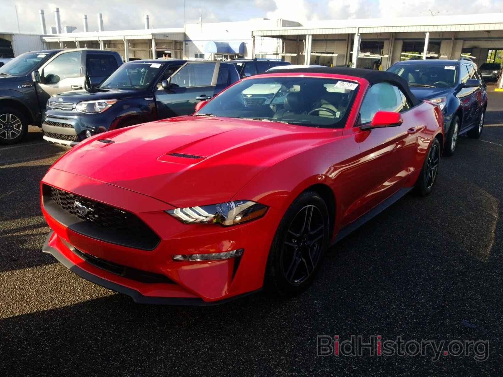 Photo 1FATP8UH0K5138608 - Ford Mustang 2019