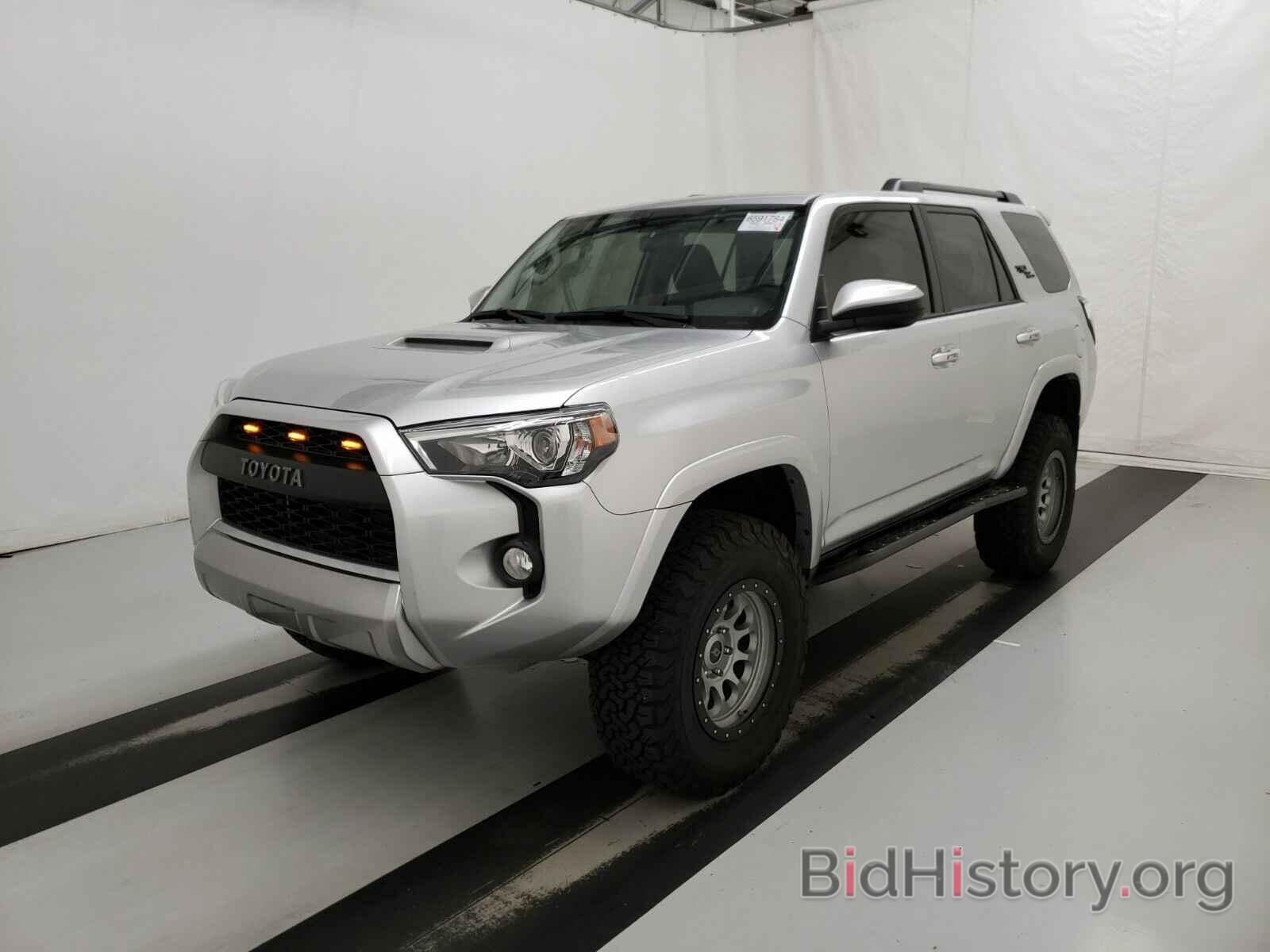 Photo JTEBU5JR8K5688404 - Toyota 4Runner 2019