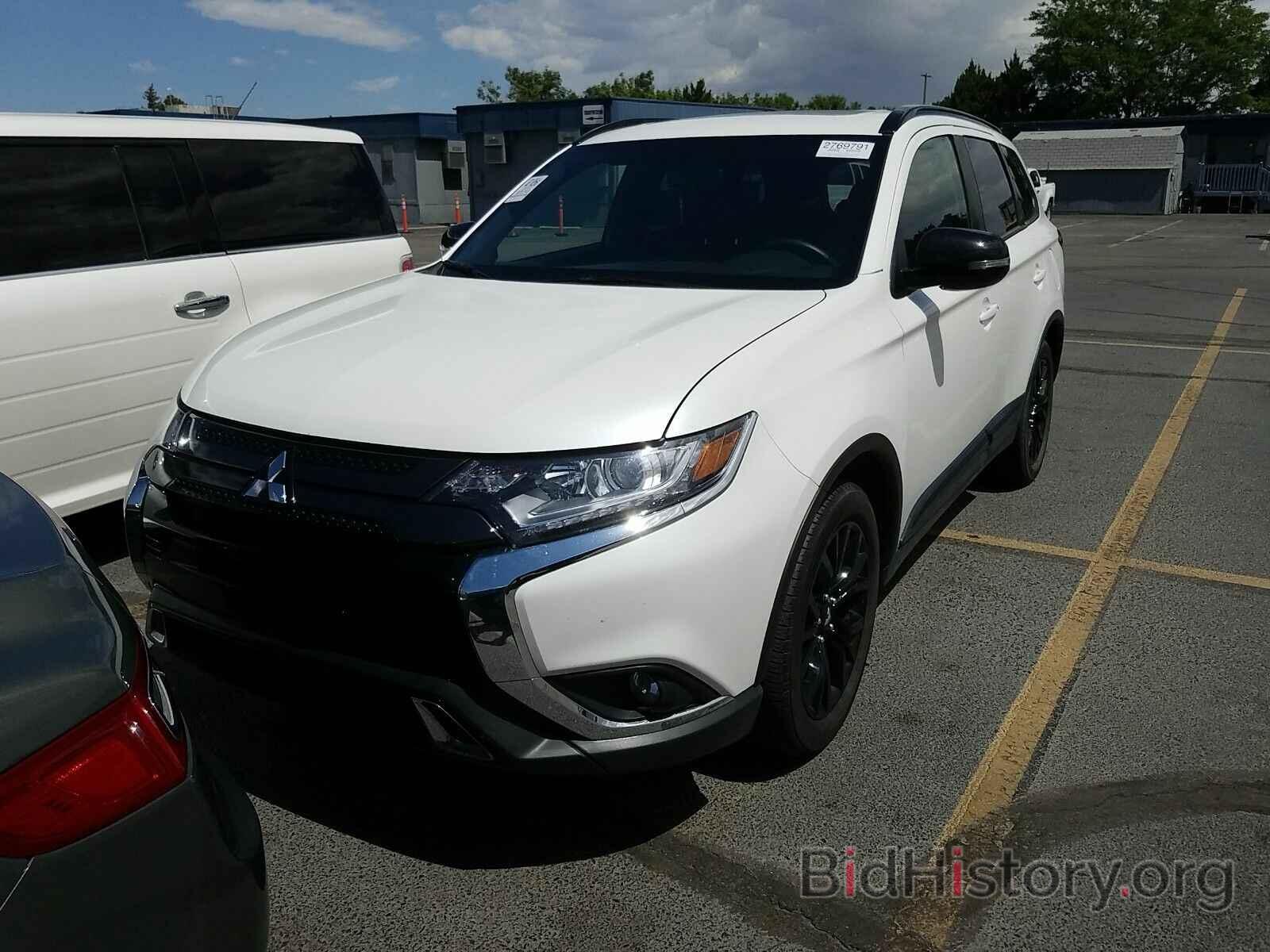 Photo JA4AD3A35KZ044586 - Mitsubishi Outlander 2019