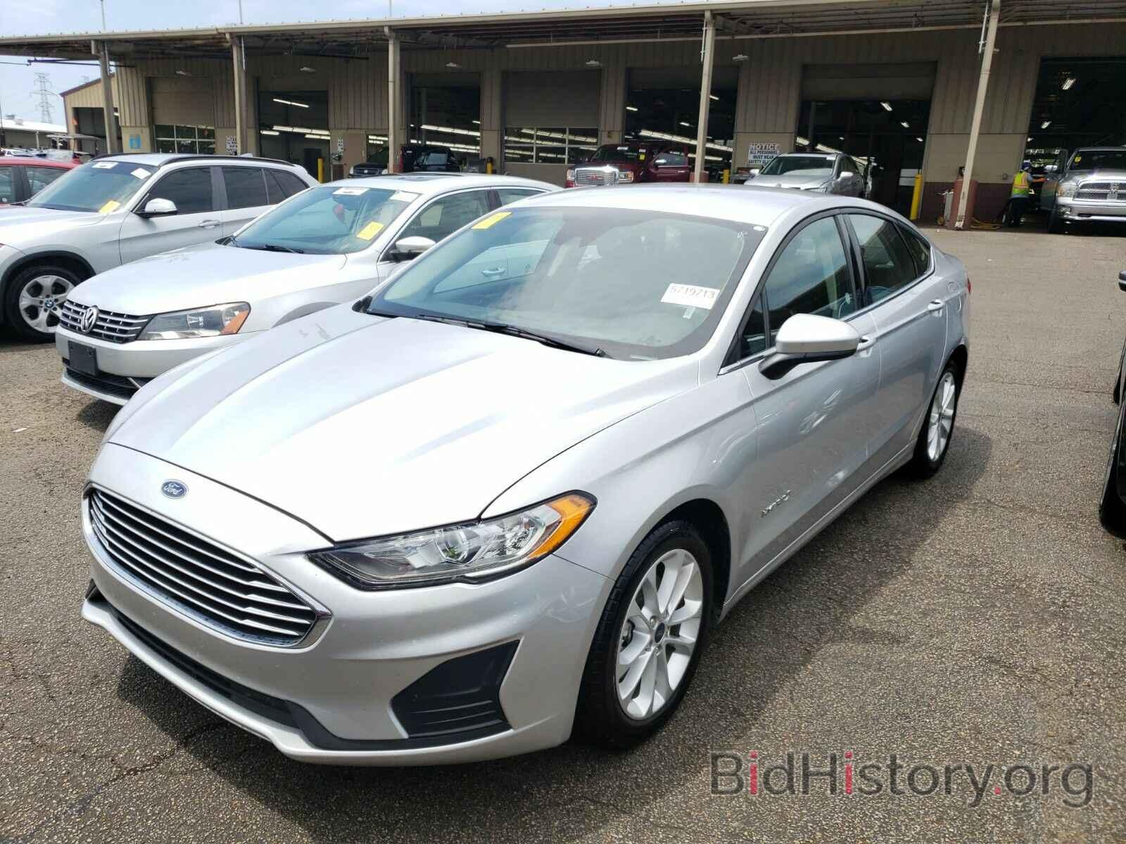 Фотография 3FA6P0LU5KR242652 - Ford Fusion Hybrid 2019