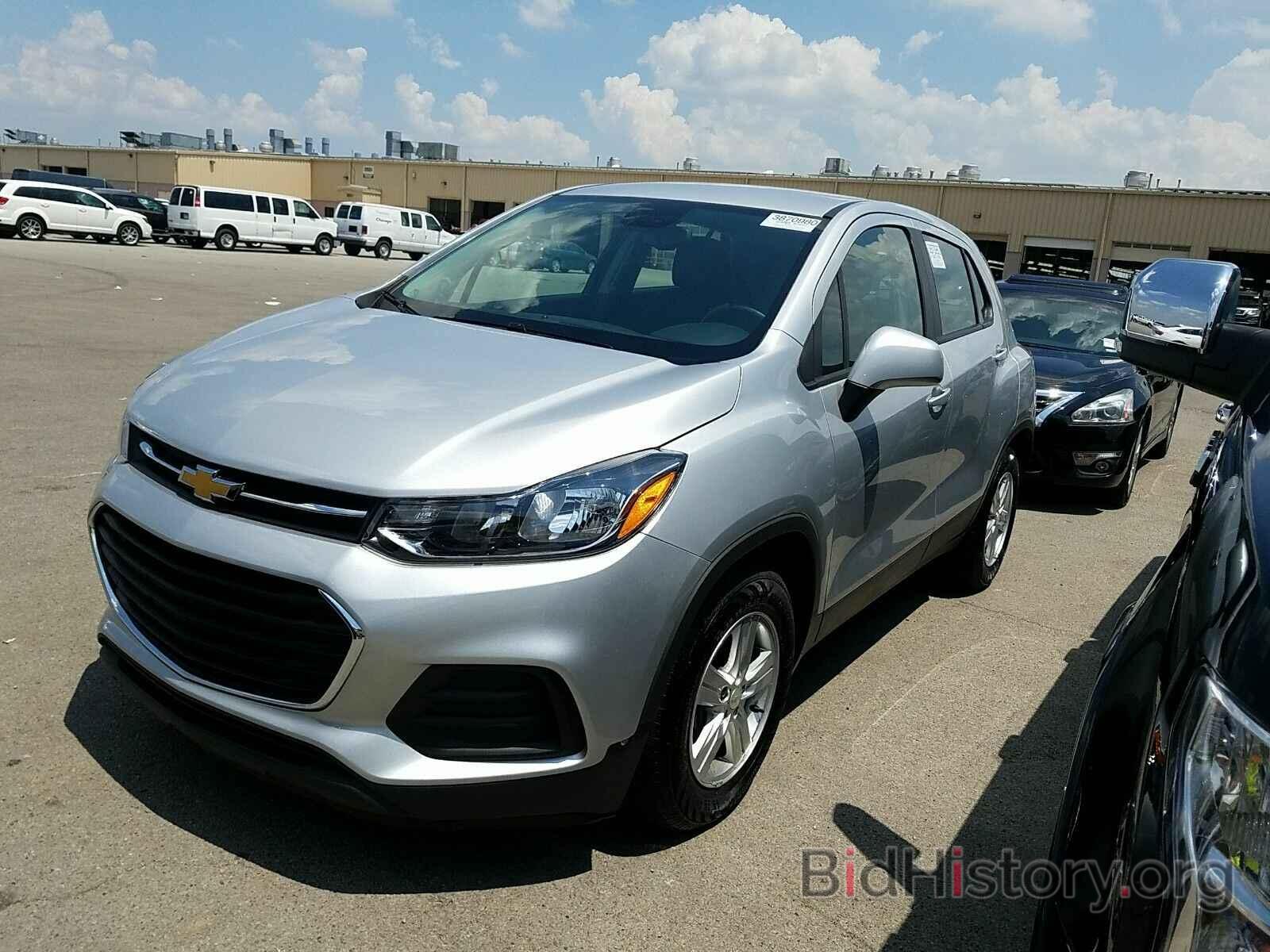 Photo 3GNCJKSB0KL255796 - Chevrolet Trax 2019