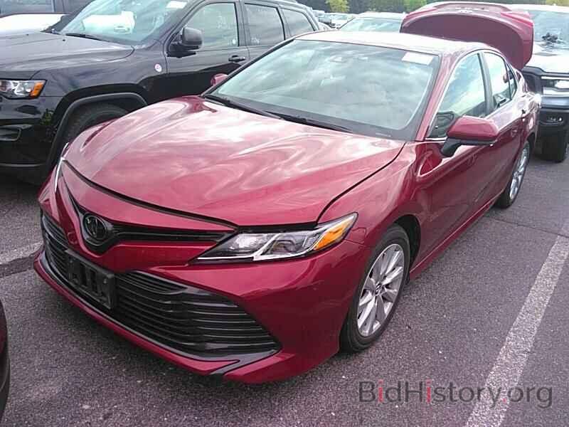 Photo 4T1B11HK3KU758956 - Toyota Camry LE 2019